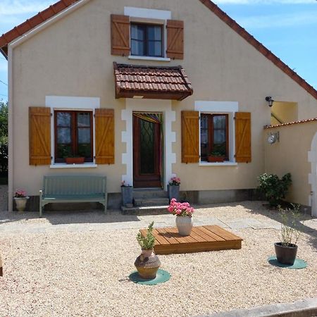 Chambres D' Hotes A Benaize Coulonges  エクステリア 写真