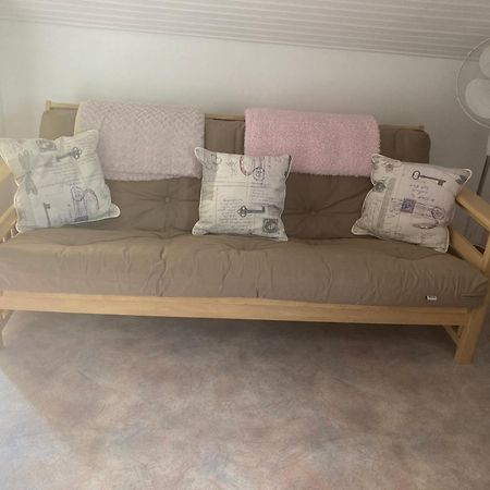 Chambres D' Hotes A Benaize Coulonges  エクステリア 写真