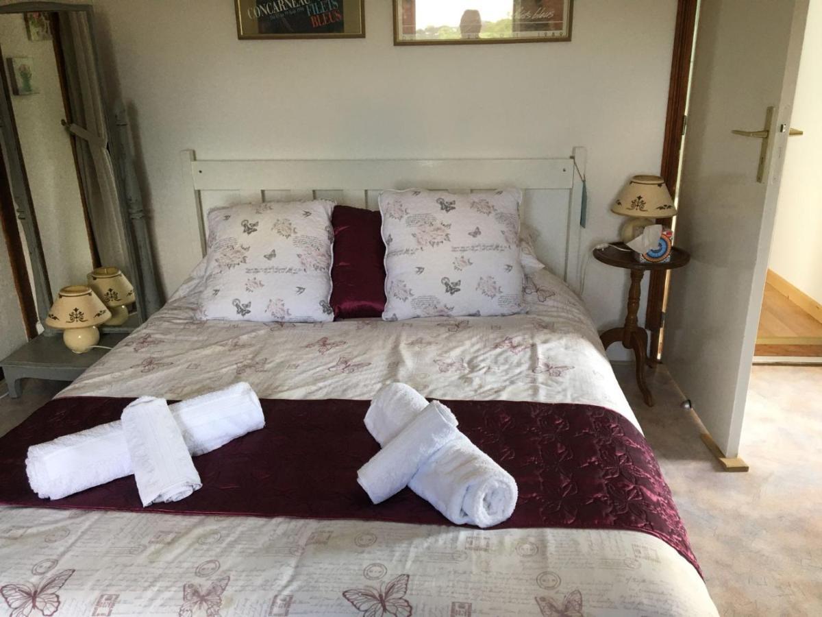 Chambres D' Hotes A Benaize Coulonges  エクステリア 写真